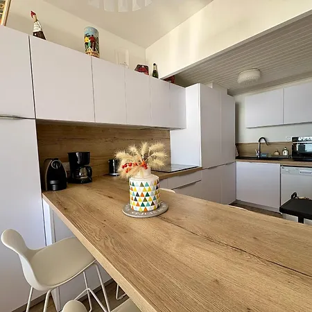 Superbe 2 - Dernier Etage - Parking Privatif Securise - Fr-1-323-593